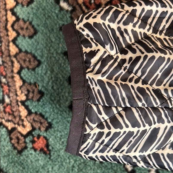 Spring Primaloft Lands’ End Jacket - Picture 10 of 12